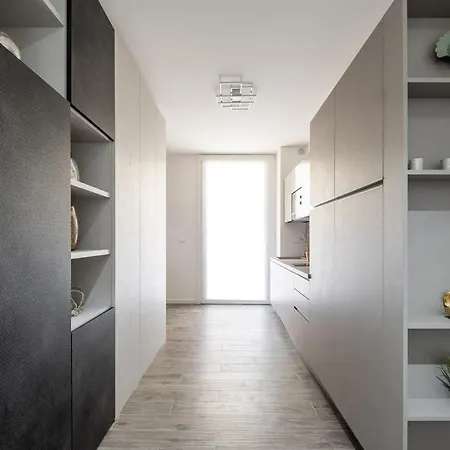 Ariosti A Un Passo Da Piazza Maggiore * Bolonya