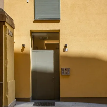 Ariosti A Un Passo Da Piazza Maggiore * Bolonya