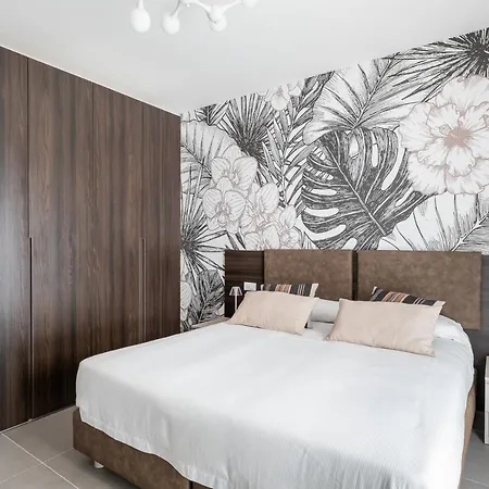 Ariosti A Un Passo Da Piazza Maggiore * Bolonya