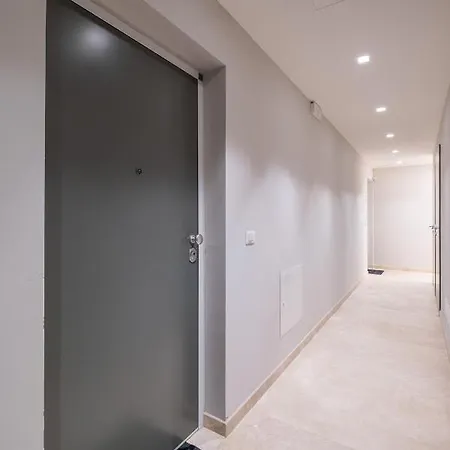 Daire Ariosti A Un Passo Da Piazza Maggiore *