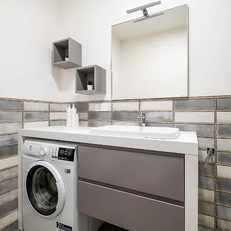 Ariosti A Un Passo Da Piazza Maggiore