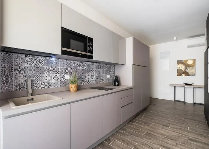 Ariosti A Un Passo Da Piazza Maggiore By Wonderful Italy * 볼로냐